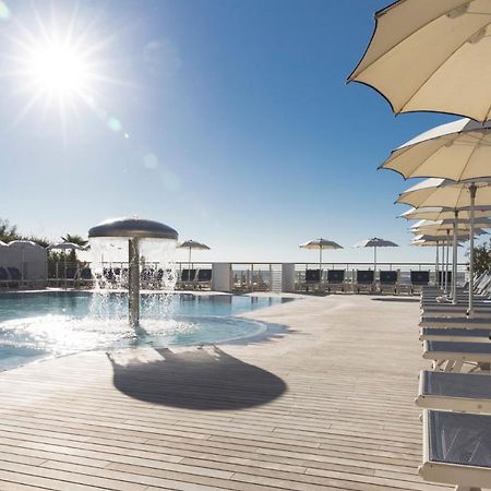 Hotel Cambridge Lido di Jesolo Esterno foto