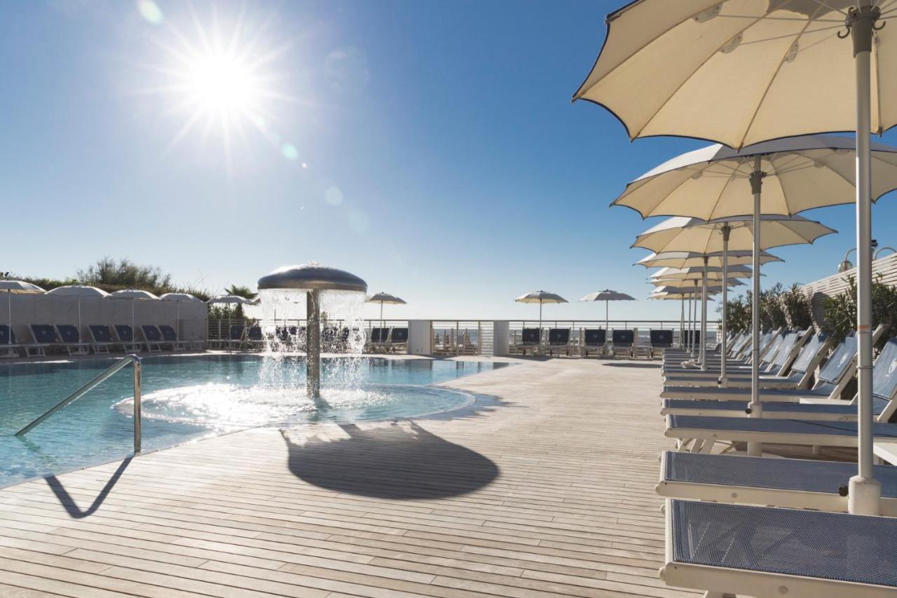 Hotel Cambridge Lido di Jesolo Esterno foto