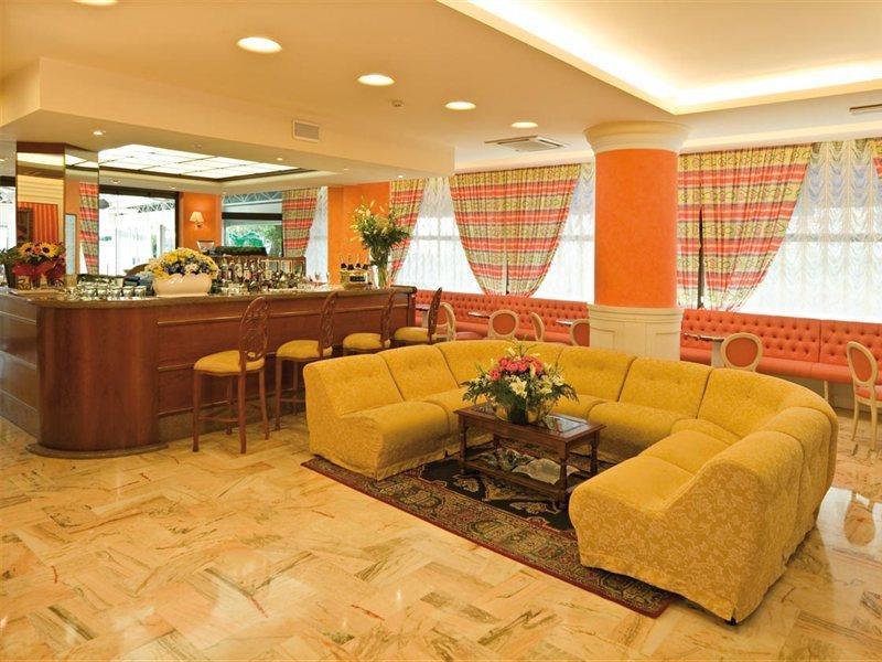 Hotel Cambridge Lido di Jesolo Esterno foto