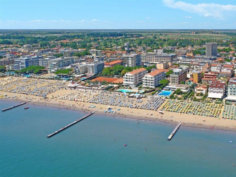 Hotel Cambridge Lido di Jesolo Esterno foto