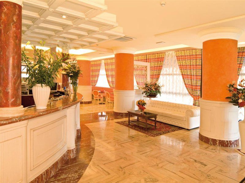 Hotel Cambridge Lido di Jesolo Esterno foto