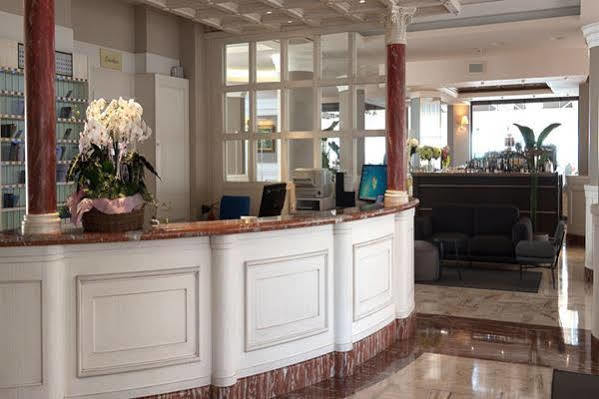 Hotel Cambridge Lido di Jesolo Esterno foto