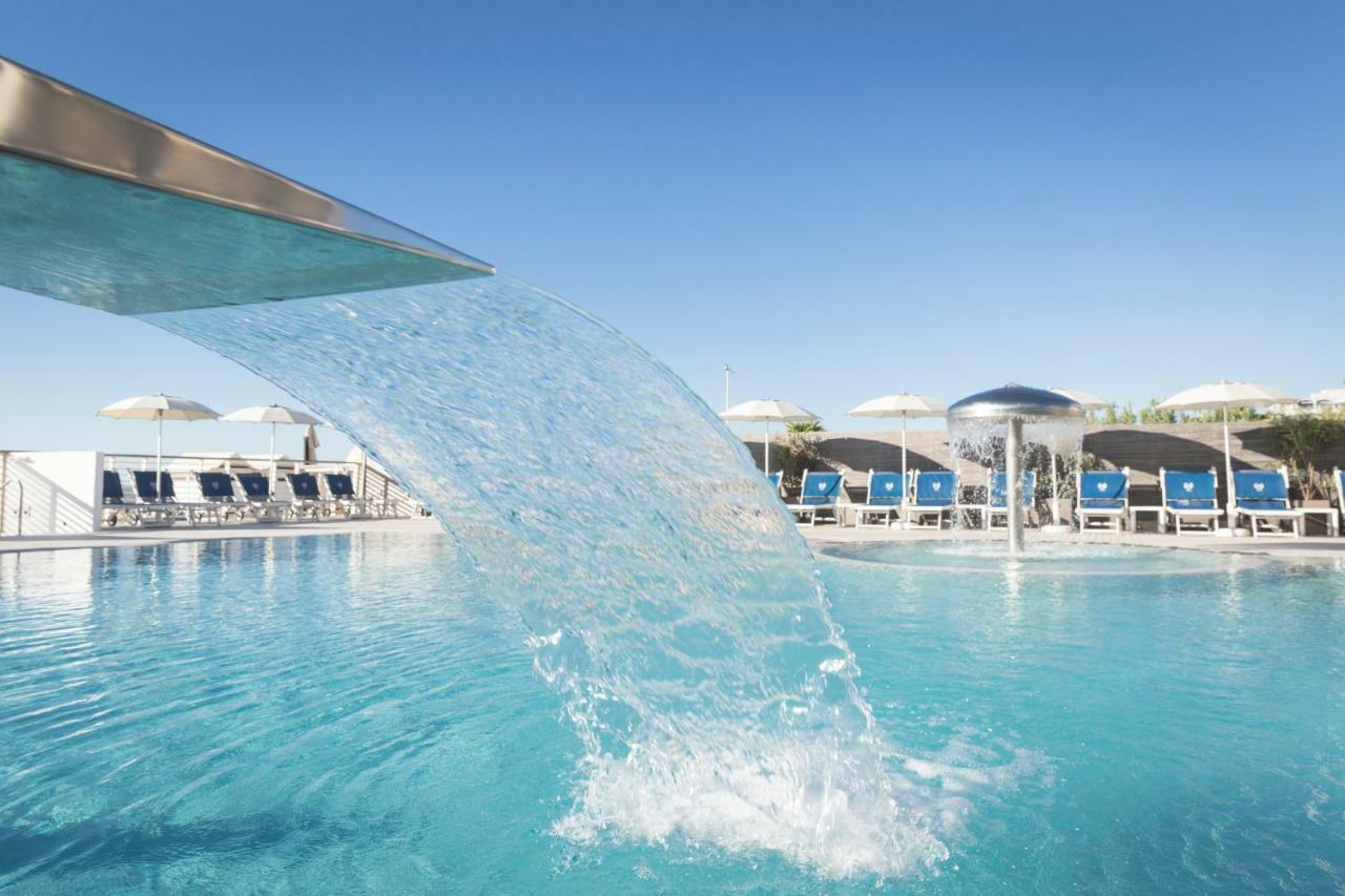 Hotel Cambridge Lido di Jesolo Esterno foto